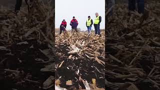 Effortless Soil Breaking: Fendt 1050 in Action