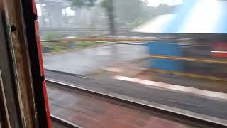 valsad vadodara intercity s.f express at joravaasan railway station