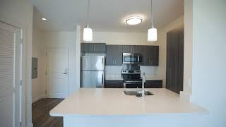 One Bedroom/ One bathroom 712 sqft apartment - Point at 180 Malden