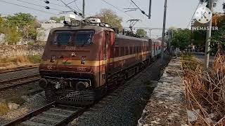 16236 MYSURU-TUTICORIN  EXPRESS DEPART VIRUDHUNAGAR #virudhunagar #indianrailways  #wap4 #mysuru