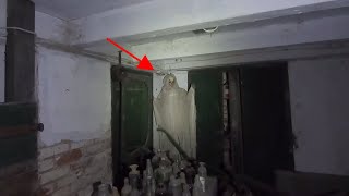 Exploring The Haunted Cellar Of An Old Louisiana French Plantation