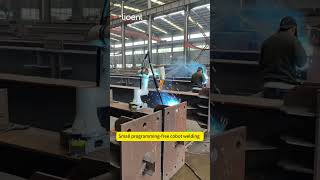 Small collaborative welding robot that does not require programming creates a new way of welding