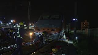 台鐵 117次PP自強號 七堵站 機車軸咬死以 馱運車 俗稱穿溜冰鞋 拖離現場 搶修