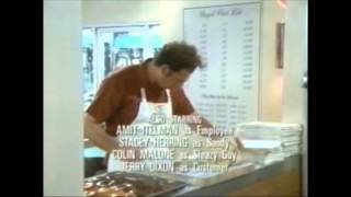 Kramer Getting Gum in Bagel - Seinfeld (The Strike)