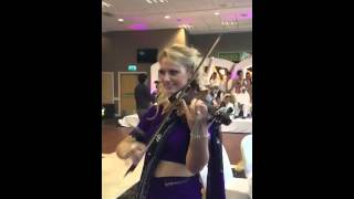 LIVE "Mohabbatein" Jessica The Violinist - Bollywood 2013