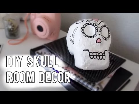 DIY Paper Mache Skull (Room Decor) DIY Paper Mache Skull (Room Decor)