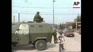 BOSNIA: PALE: NATO TROOPS SURROUND GOVERNMENT BUILDINGS