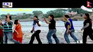 Nepalese Folk Song Sarara Gudi Jaane ( HD )...Chakrabhushan Rai   Satyakala Rai ..flv