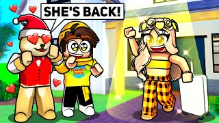 CHLOE HAS RETURNED!!