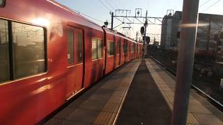 名鉄犬山駅準急中部国際空港行き到着