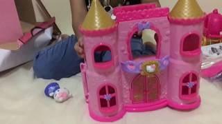 Hello Kitty Castle