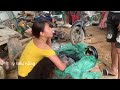 The genius girl completely dismantled her old motorbike and replaced it with a 110cc engine
