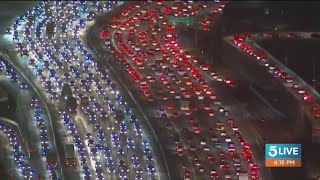 Rideshare apps making traffic jams worse, study says