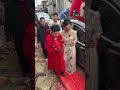 年轻的喜婆婆迎接儿媳妇 wedding