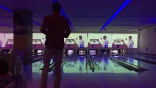 លេងបូលលីងនៅ​ Aeon Mall, How to play Bowling good.