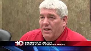 Daviess County Sheriff deputy's to get AEDs for vehicles