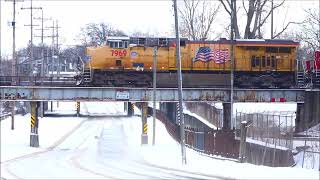 Wabtec test set with UP locomotive 7969 rolls into the plant and meets a CSX train! #shorts #up