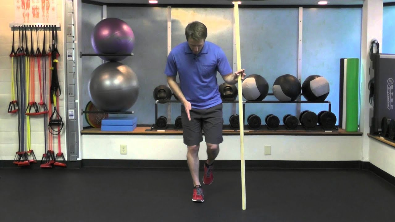 Single Leg Squat: Training Knee Stability And Tracking - YouTube