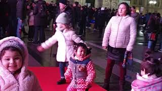 Before Christmas milan Cathedral decoration/Doumo di Milano/বড়দিনের আগে দুমোর আয়োজন/Funtime in baby