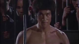 Kung Fu Fighting - Bruce Lee