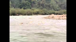 Laos Mars2015 descente Namou rapides 1