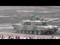 富士総合火力演習２０１５　演習終了後の９０式戦車のグルグル回るパフォーマンス