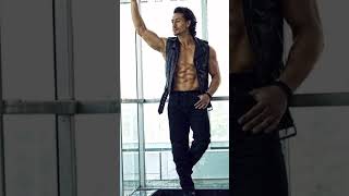 Attitude😎 BOY Tiger Shroff Photos😍 Bollywood Actor Bodybuilder #viral #shorts #trending