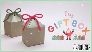 วิธีห่อของขวัญ วิธีทำกล่องของขวัญต้อนรับวันปีใหม่ 🎅🎁 - DIY Pyramid Paper Gift Box Packaging #shorts