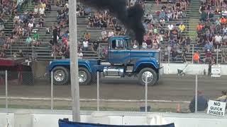 joeshow #112B the Langford Tractor Pull the Full Pull Modified classes