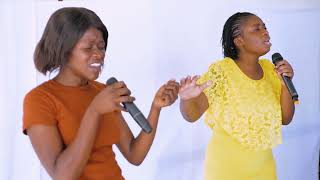 Psalmist Saviour    Ishina Lyenu Feat  Blessing Official Music Video