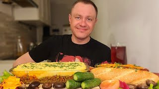 МУКБАНГ. ОБЖОР. ХОТ-ДОГ, ЗАПЕКАНКА С ГОВЯЖЬИМ ФАРШЕМ И ПЮРЕ, ПАСТУШИЙ ПИРОГ. СОЛЕНЬЯ. АСМР. MUKBANG.