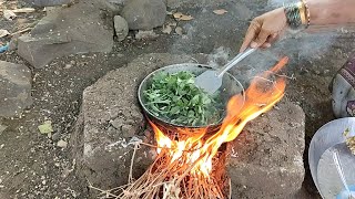 Methi bhaji recipe in marathi । शेतकऱ्याच्या घरची ताजी मेथीची भाजी । गावाकडची वाट रेसिपी