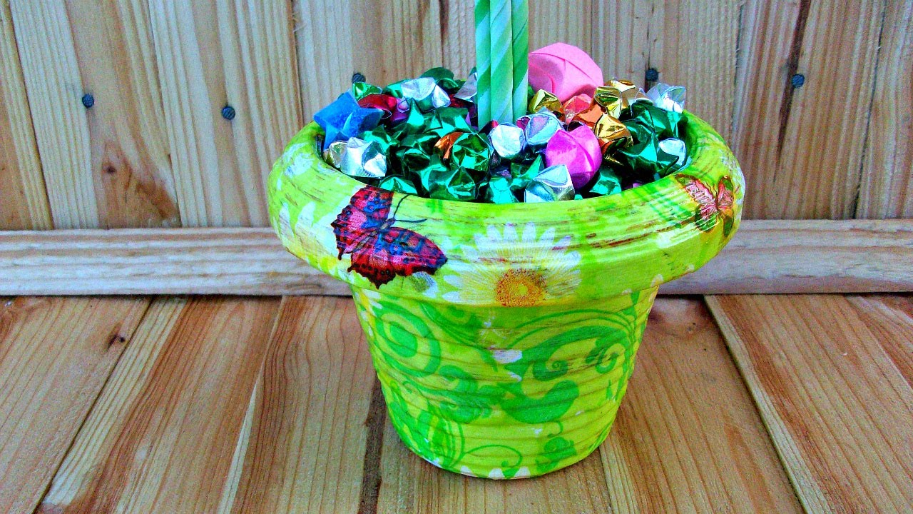 That S Why I Don T Throw Away Magazines And Newspapers Handmade Flower