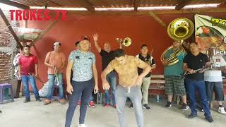 Banda Perla De Michoacán - El Son Del Chavo Del 8