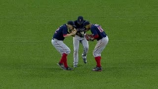 BOS@TOR: Red Sox outfield dances after blowout win