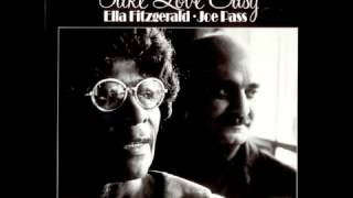 Ella Fitzgerald \u0026 Joe Pass - A Foggy Day