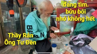 Thầy Rắn (Ông Tư Đền)nhờ thuốc này cứu Ông Tư Và những những đồ vật Ông Tư cất giữ