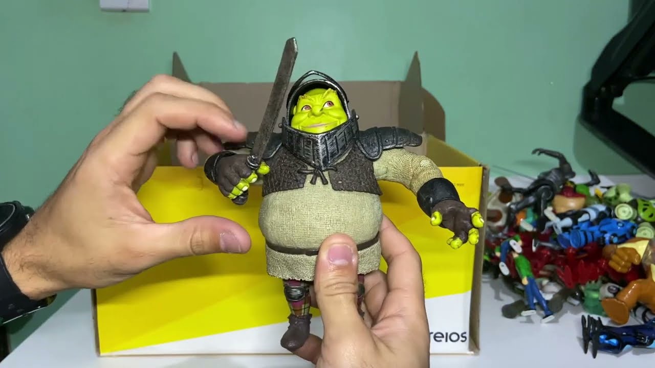 Unboxing De Bonecos Do Ben 10 Shrek Youtube