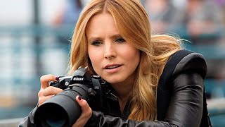 حبيبها السابق بيتم اتهامه بقتل صاحبتها فبتقرر انها تحقق في القضيه وتوصل للي قتل صحبتهم Veronica Mars