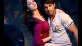 Hot Chemistry between Allu Arjun and Tamanna - indian9