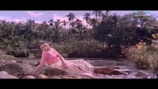 Angakkuri - Manimuzhangi Video Song