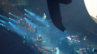 David Gilmour doing 