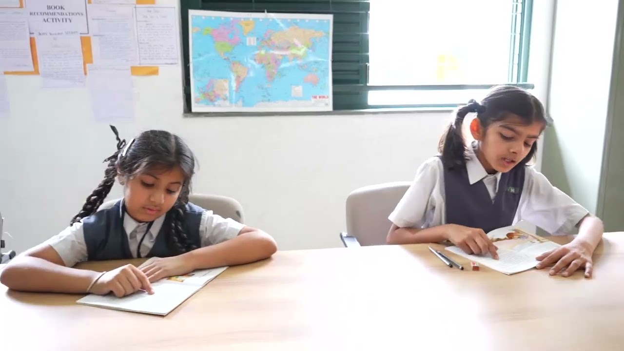 Library At Bhavans B.P Vidya Mandir, Koradi Branch - YouTube