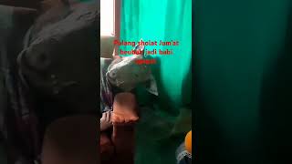 bikin heboh warga !! pulang sholat Jum'at pak haji berubah jadi babi ngepet