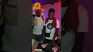 DJ DEMOX WABALIIKO ONO OMWANA AKUBA EEEE