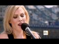 Natasha Bedingfield sings her hit, 