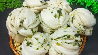 Homemade scallion rolls, soft and delicious, full of fragrance