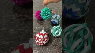 Bolas de Natal feitas com EVA!! #natal #diycrafts #decoração #artesanato #façavocêmesmo