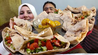 تحدي🌶️ فطار سندوتشات بلدي طعميه بالسلطه والفول بالطماطم 🍅والجبنه والليمون 🍋مع العقاب🌡️