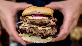 Why do Smash Burgers taste so goooodd!!! -- BBQ Burger Recipe